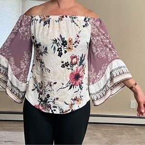 White House Black Market off the shoulder top. Medium.